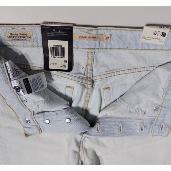 NWT $98 Levi's Wedgie Straight High Rise Ankle Jeans Light Wash Women Size 27x26 - Picture 8 of 13